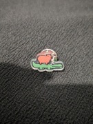 Pin Kapibara na krokodylu