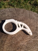 Keyrambit biały brelok fidget druk 3D spinner EDC