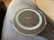 Ładowarka indukcyjna Trust 5 mA 