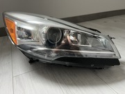 Ford Escape - Lampa Reflektor Prawy Przód Xenon USA