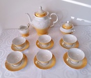 Serwis porcelanowy do kawy,herbaty, syg."Wałbrzych" 6 osobowy