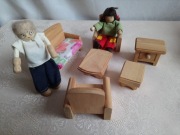 Miniaturki - zestaw drewnianych mebelków GOKI do pokoju - Dollhouse