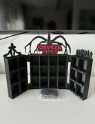 Zamykana półka na figurki Stranger Things Funko Pop