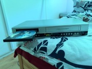 Magnetowid PHILIPS COMBO DVD i VHS 6 głowicowy DVP3350V/02