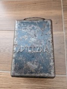 METALOWA APTECZKA SAMOCHODOWA Z OKRESU PRL