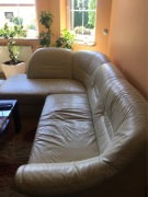Kanapa narożna ze skóry plus pufa