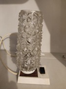 Sprawna lampka z lat 70-tych