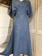 Vintage - Inspired  . Niebieska dłuższa sukienka na wiele okazji 