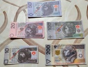 Banknoty, pieniądze do zabawy w sklep i nauki wydawania 