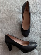 Nowe czarne skórzane buty na obcasie platformie szpilki Wonders 38