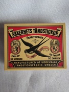 Zapałki kolekcjonerskie z Jaskułką . Średnie . 