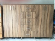 Duża komoda z szufladami