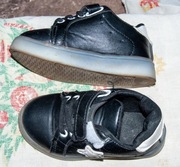 Buty rozmiar 27 (wg mnie rozmiar 25/26)