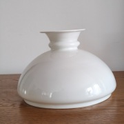 Stary klosz do lamy naftowej 