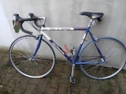 Kolarka szosowa w dobrym stanie 