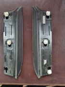 Kratka maski przedniej Suzuki Ignis III prawa