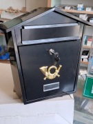 Skrzynka pocztowa 380x320x105mm z dużym otworem wrzutowym kolor czarny 