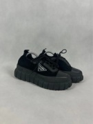 Piękne czarne skarpetkowe buty wygodne na wysokiej podeszwie alternative