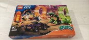 LEGO 60339 City - Kaskaderska arena z dwoma pętlam