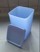 Tupperware Pojemnik Cubik 2,2l - niebieski