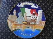 Pamiątka z Włoch. Średnica 20 cm.