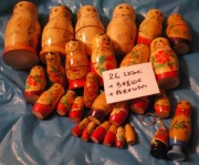 matrioszki kilka zestawów 26 sztuk +  perfumy i brelok