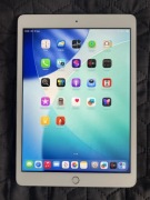 Tablet Apple iPad 8th gen. 10.2" 3GB 32GB - Bogaty zestaw