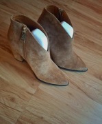 Botki Carinii  nowe ze skóry 