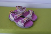 buty dziecięce sportowe sandały sandałki na rzep Nike  29,5 ideał18,5cm