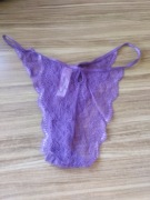 Stringi damskie używane 