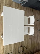 Stolik z 2 krzesłami 