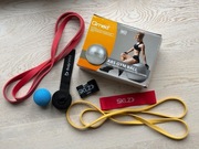 Sprzęt do ćwiczeń w domu: piłka, taśmy power band, neuro ball