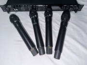 Profesjonalny System 4 Kanałowy Mikrofonów Bezprzewodowych EIF AD4Q