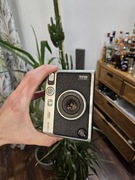 Fujifilm Instax Mini Evo z wkładami