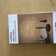 To dekoracyjne drzewko LED marki Kinamy