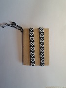 Matching bracelets z muliny czarno białe w serca regulowan