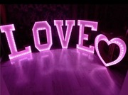 Napis LOVE led rgb + serce wynajem wesela rocznice