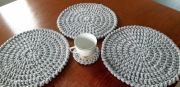 Podkładki pod talerz na szydełku 