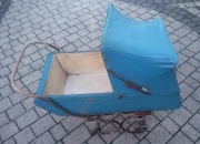 Stary wózek dziecięcy - gondola, bez spodu z kołami PRL DDR
