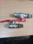 Krany zawory  sprzedam dwa