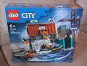 LEGO City 60417 - Policyjna motorówka i kryjówka złodziejaszków