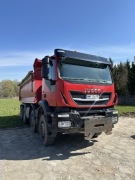 IVECO TRAKKER 8X4 WYWROTKA/ ZAMIANA PRZESIEWACZ /WAGA NAJAZDOWA