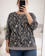 Sweter damski oversize wężowy print dzianinowy lekki elegancki bluzka