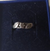 Srebrny pierścionek Warmet 