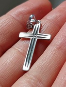Nowy srebro krzyżyk krzyż 925 Ag zawieszka medalik