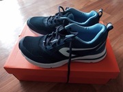 Buty sportowe Decatlon rozm. 39