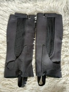 Czapsy skurzane czarne 