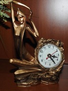 Stylowy zegar dekoracyjny na komodę / do salonu