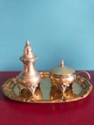 Antyczna cukiernica / solniczka i pieprzniczka platerowana na tacy PRL