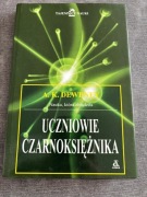 Uczniowie czarnoksiężnika, A.K. Dewdney